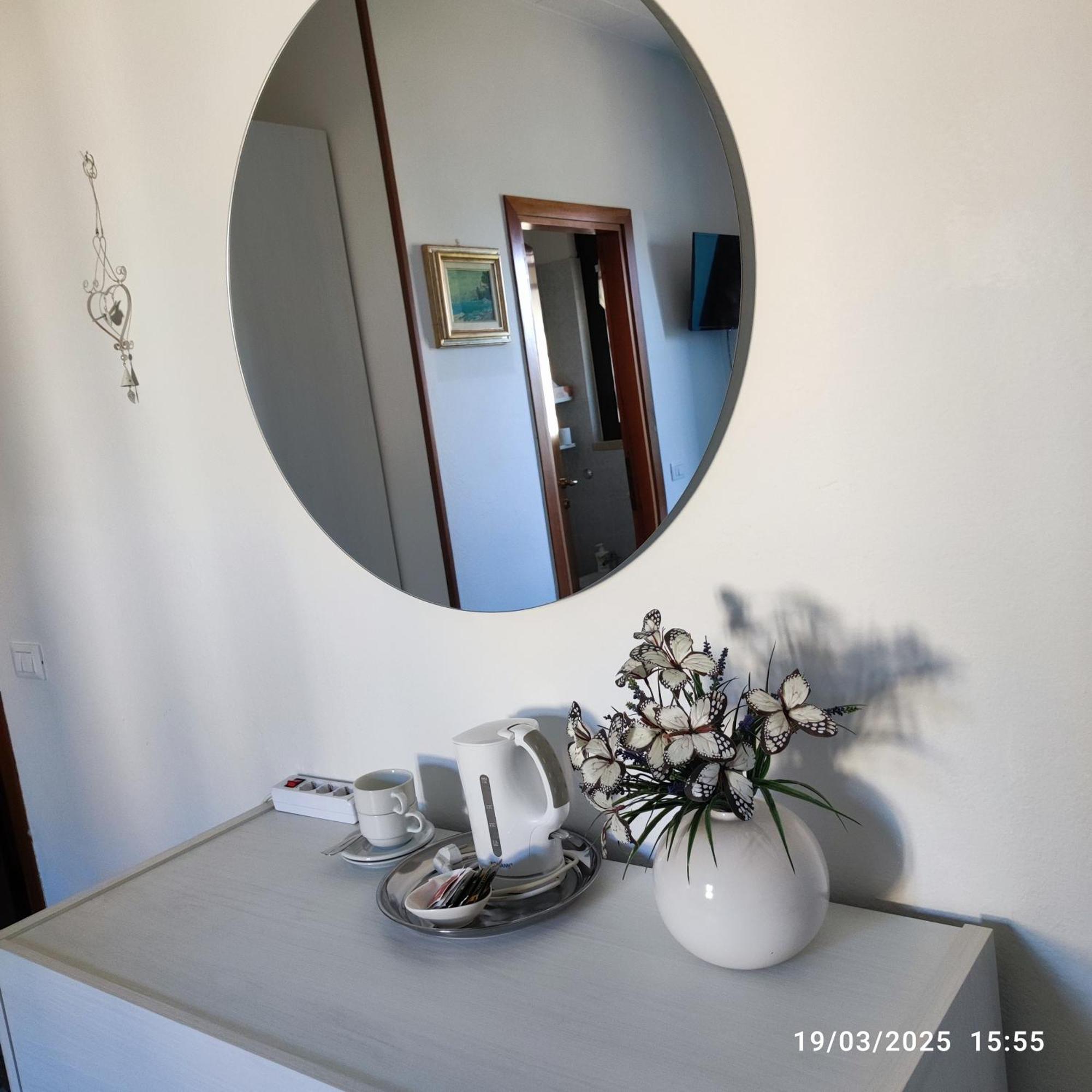Casapatrizia B&B Sirmione Exterior foto