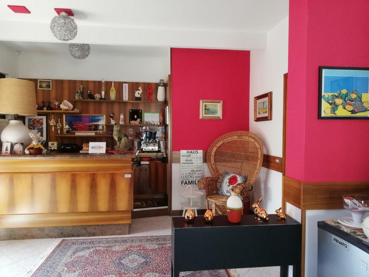 Casapatrizia B&B Sirmione Exterior foto